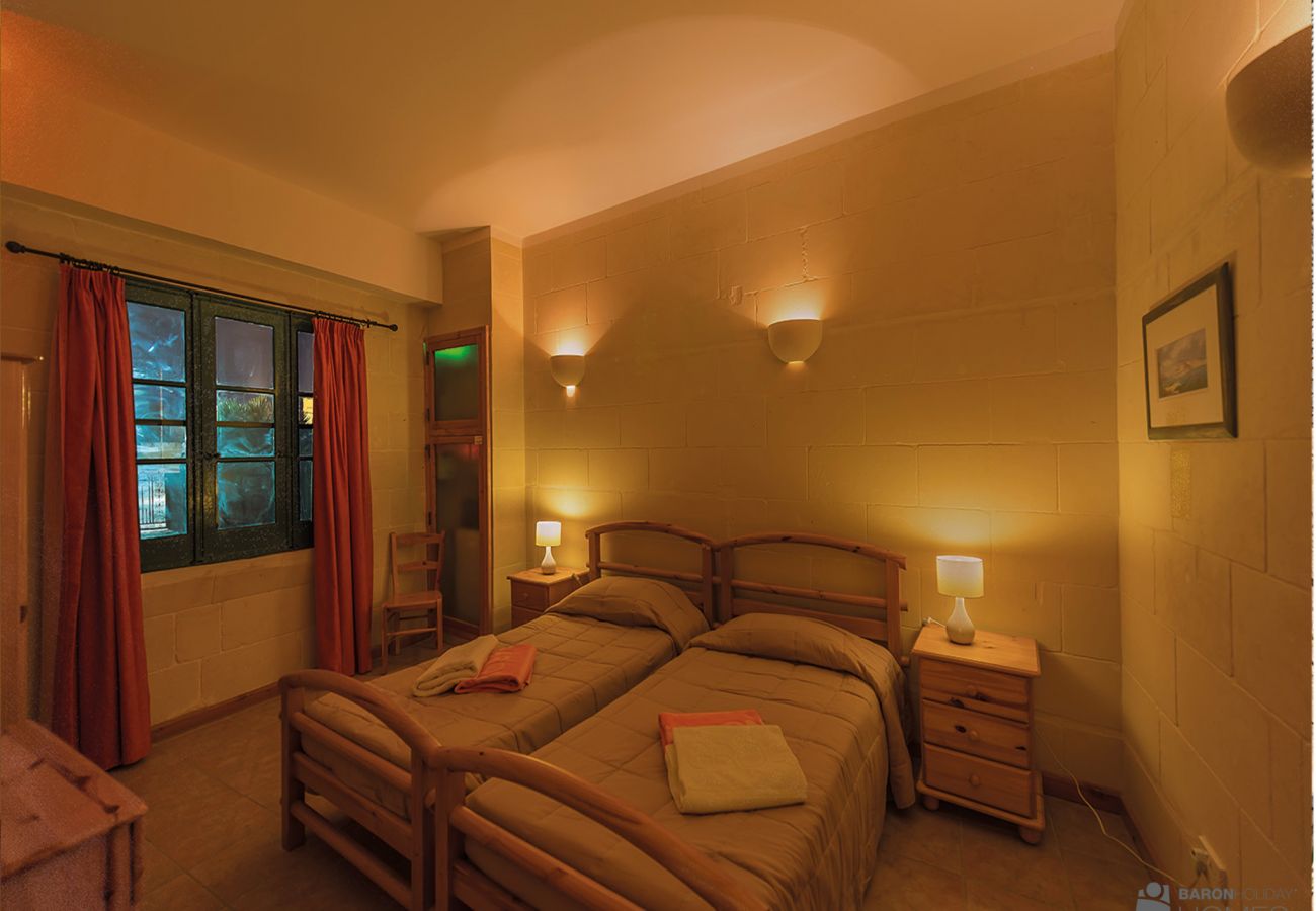 Country house in Ta' Sannat - Casetta Menzja Holiday Home