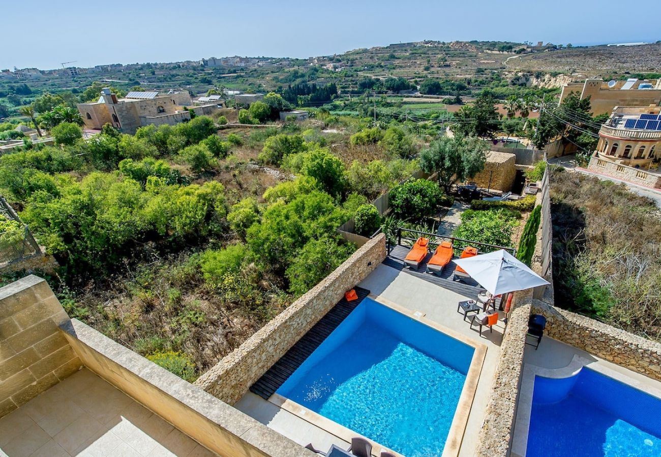 Country house in Qala - Hanini The Holiday Home