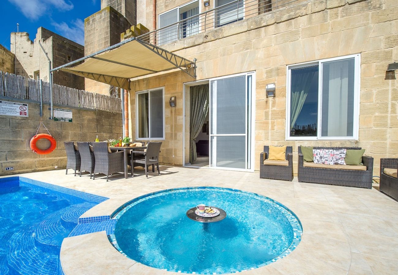 Country house in Ta' Kerċem - Kampnar Holiday Home