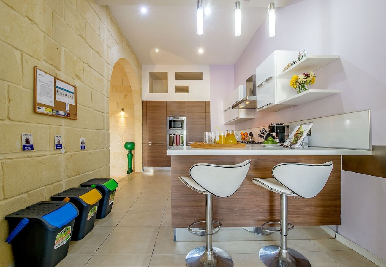 Country house in Ta' Kerċem - Kampnar Holiday Home