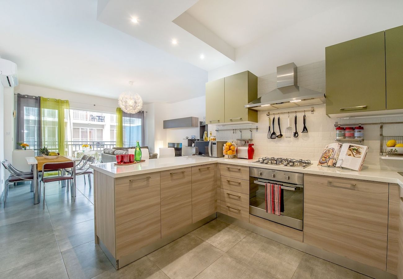 Apartment in Marsalforn - The Hillock North D6