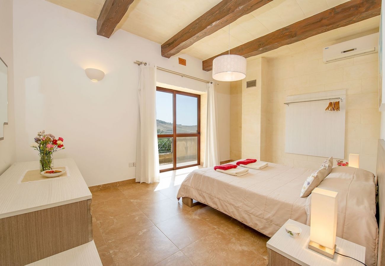 Country house in L-Għasri - Tfiefa The Holiday Home