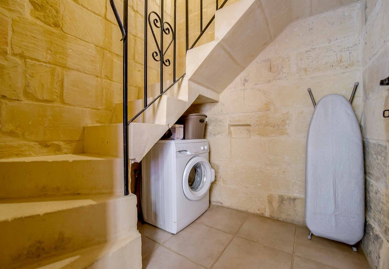 Country house in L-Għarb - Ponderosa Holiday Home