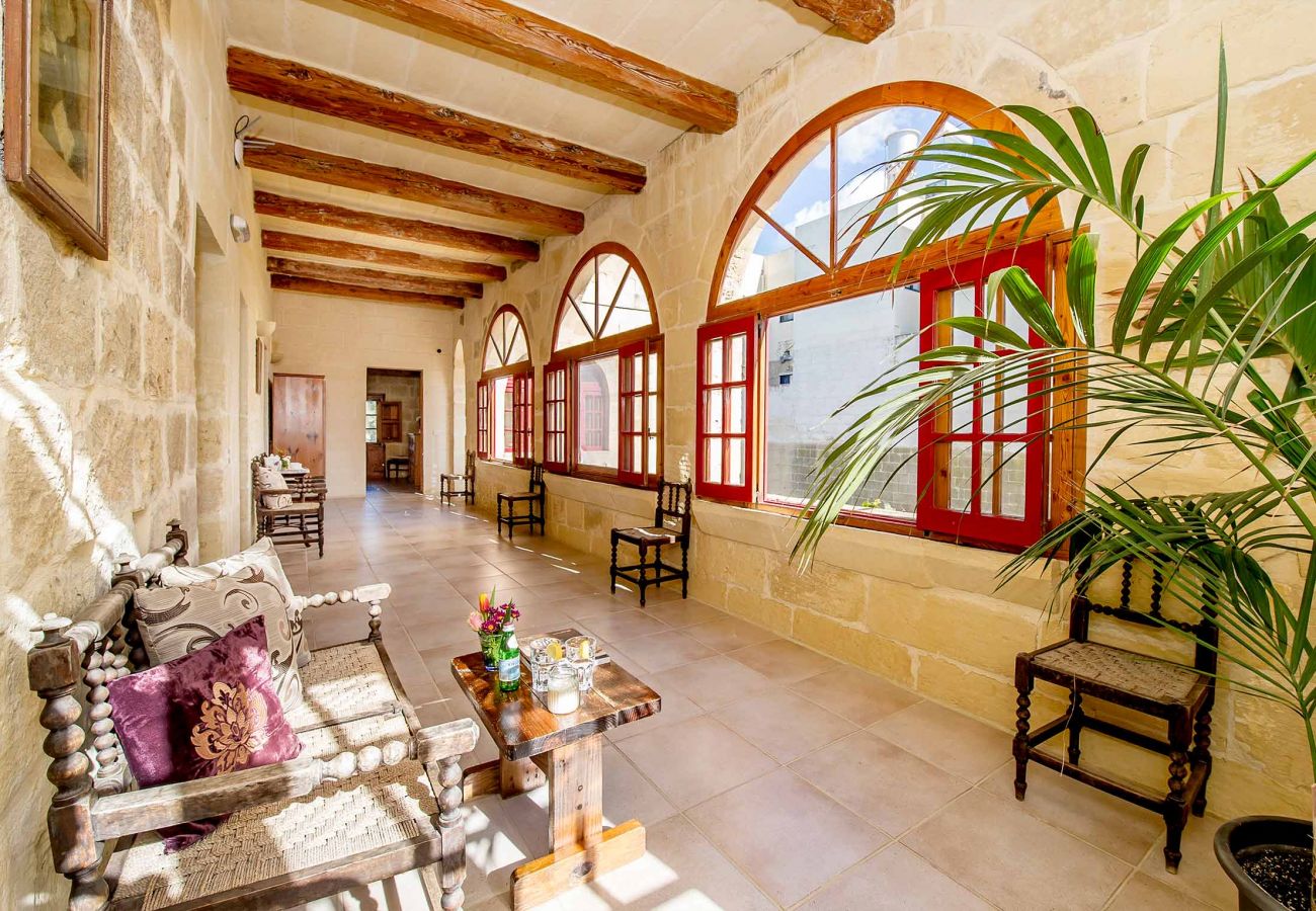 gozo traditional holiday farmhouse