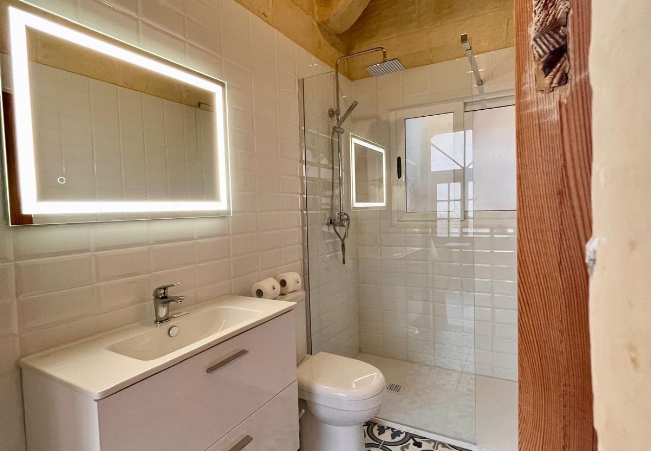 Country house in L-Għarb - Ponderosa Holiday Home