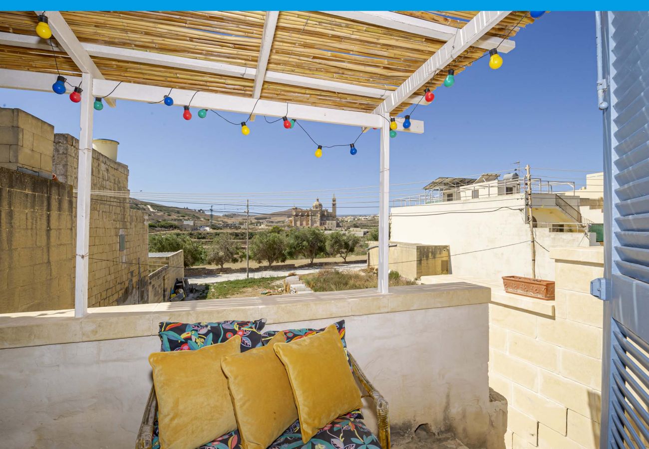 Country house in L-Għasri - Oleandra Holiday Home