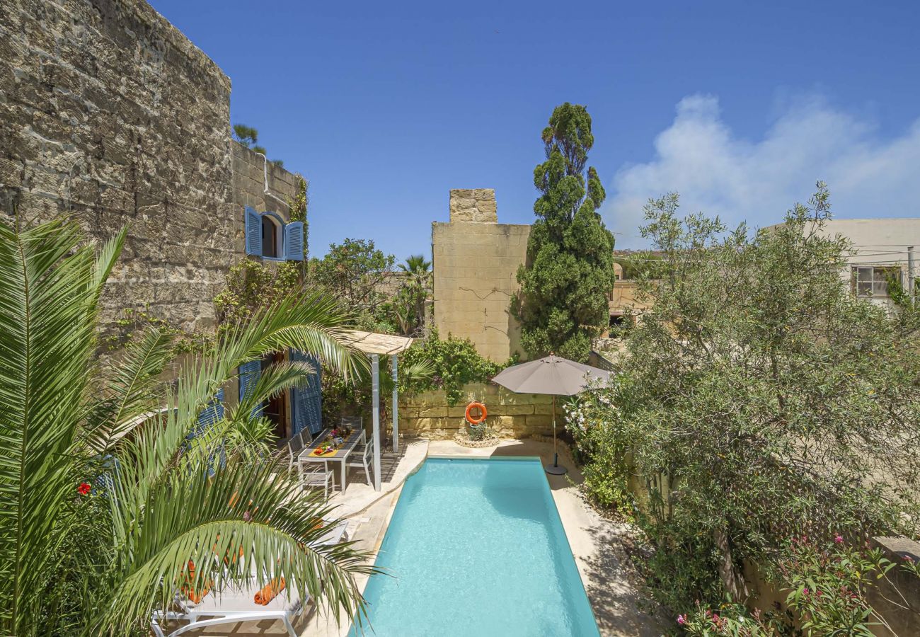 Country house in L-Għasri - Oleandra Holiday Home