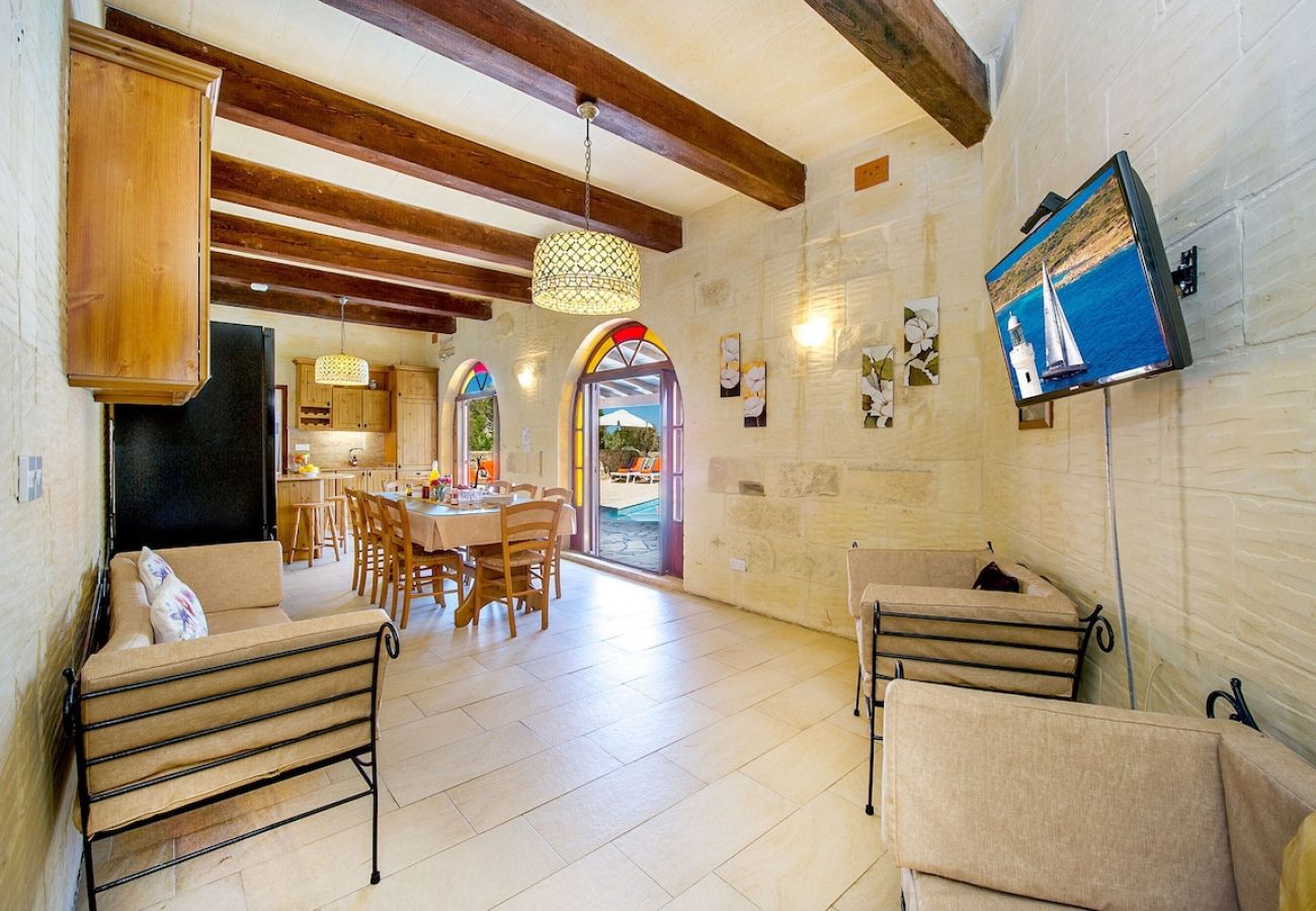 Country house in L-Għasri - Ta Gananz Holiday Home