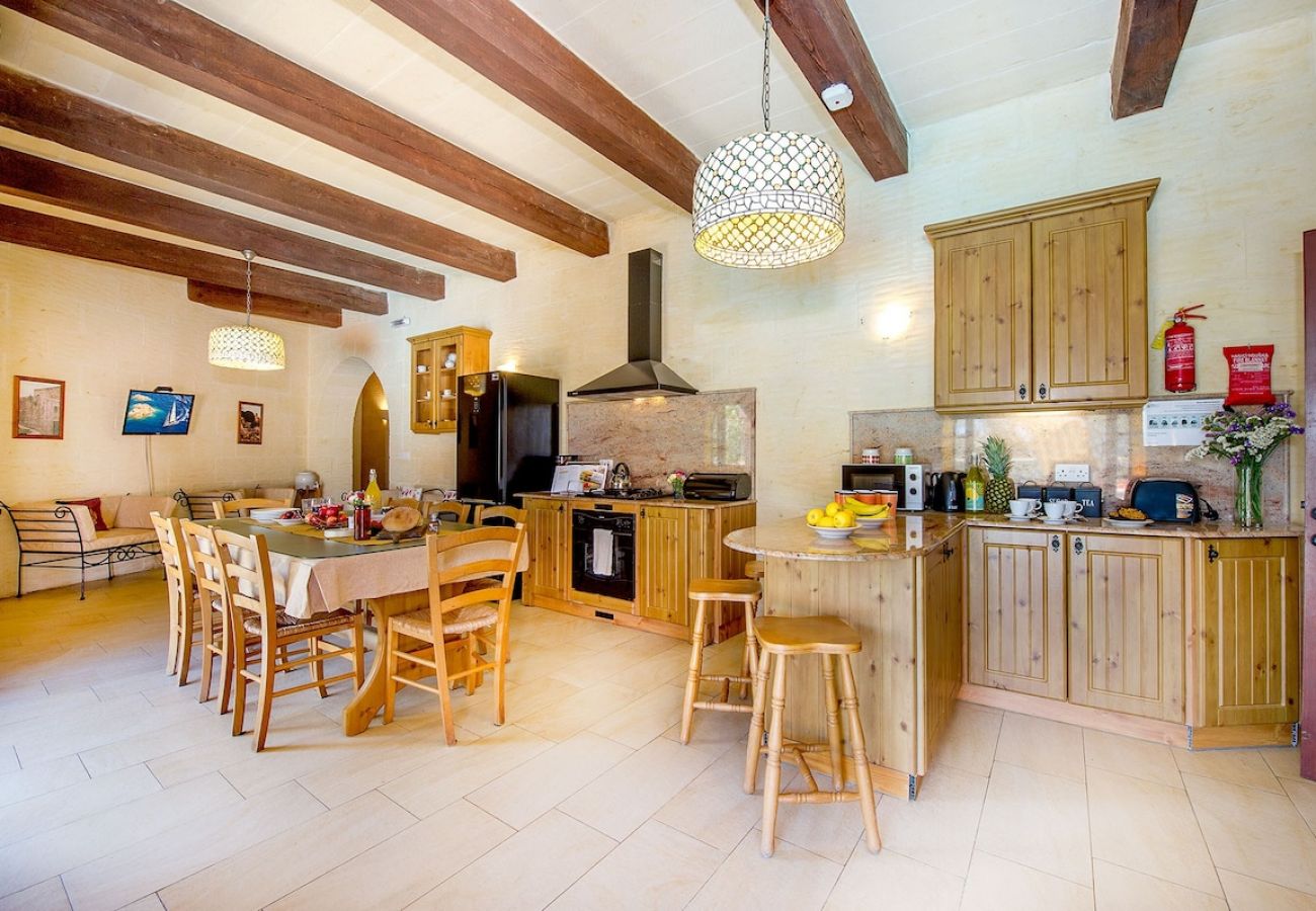 Country house in L-Għasri - Ta Gananz Holiday Home