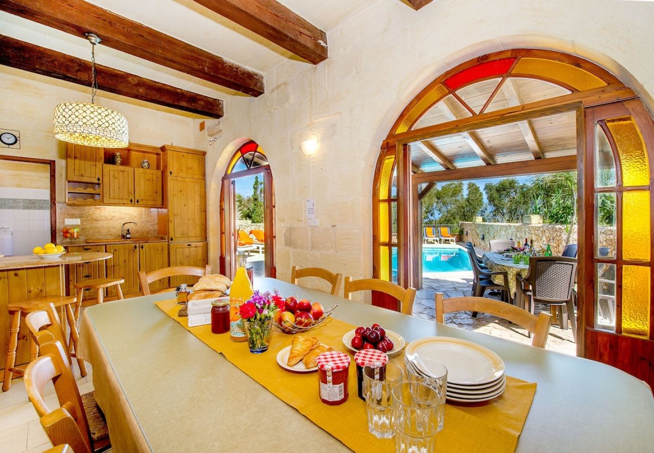 Country house in L-Għasri - Ta Gananz Holiday Home