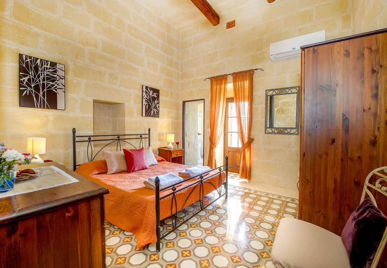 Country house in L-Għasri - Ta Gananz Holiday Home