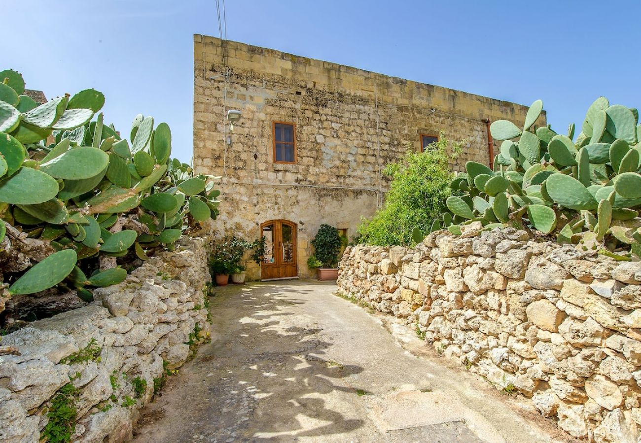 Country house in In-Nadur - Lellux   Holiday   Home