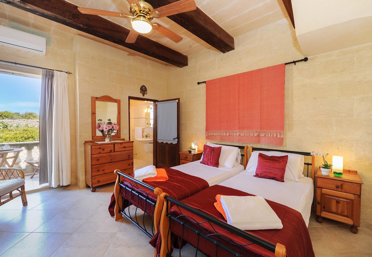 Country house in In-Nadur - Narcisa Holiday Home