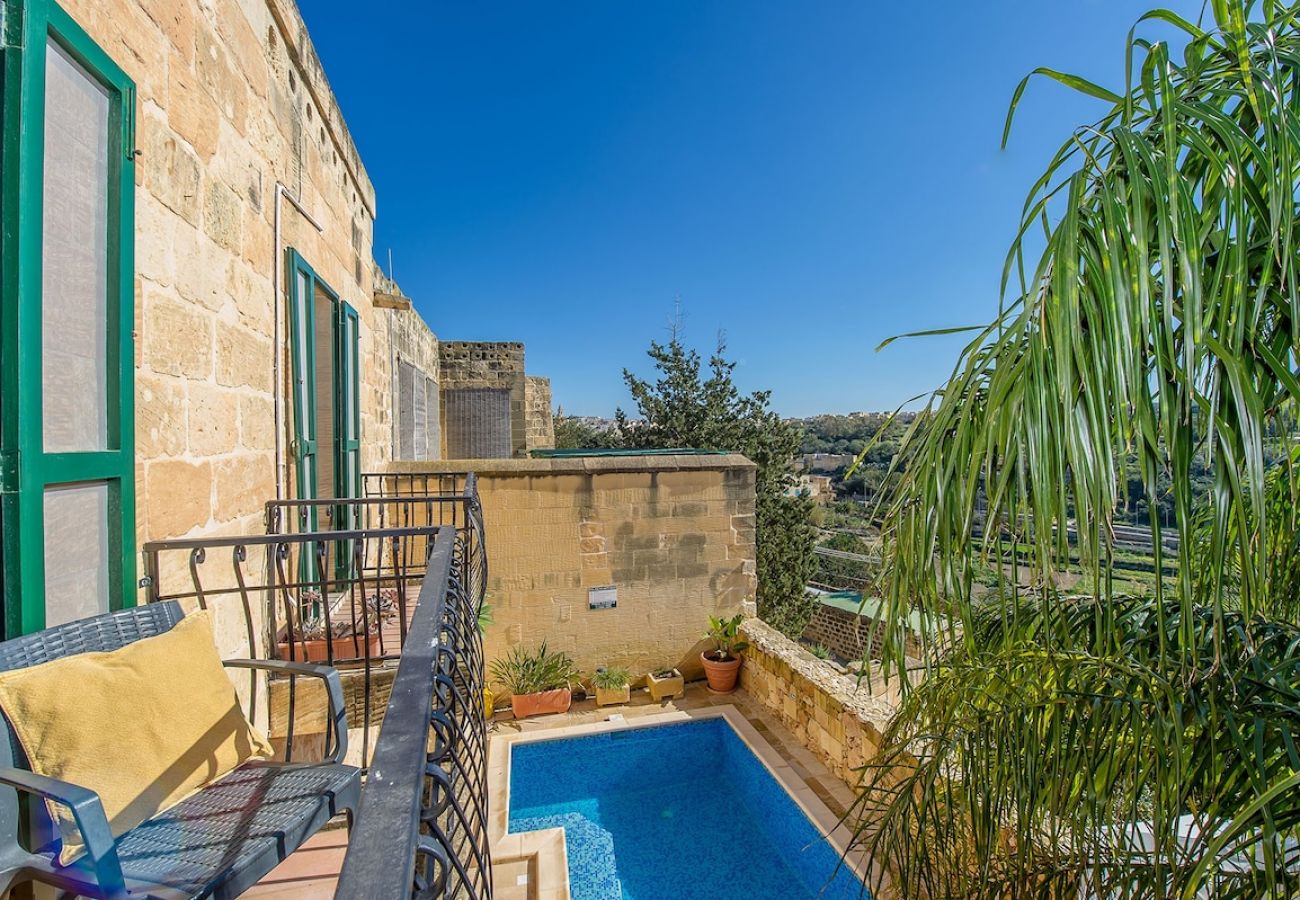Country house in Ta' Kerċem - Razzett Tuta Holiday Home