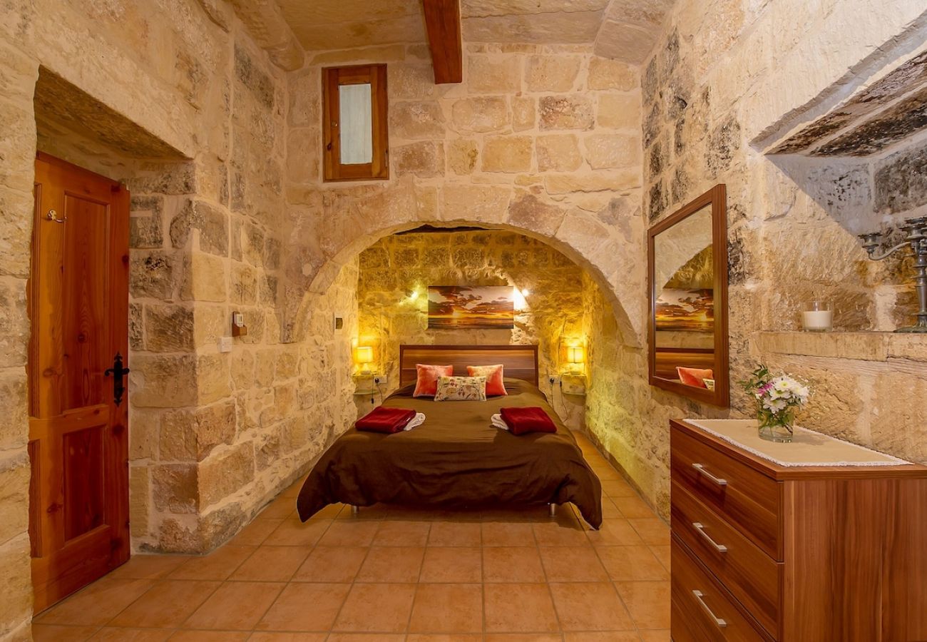 Country house in Ta' Kerċem - Razzett Tuta Holiday Home