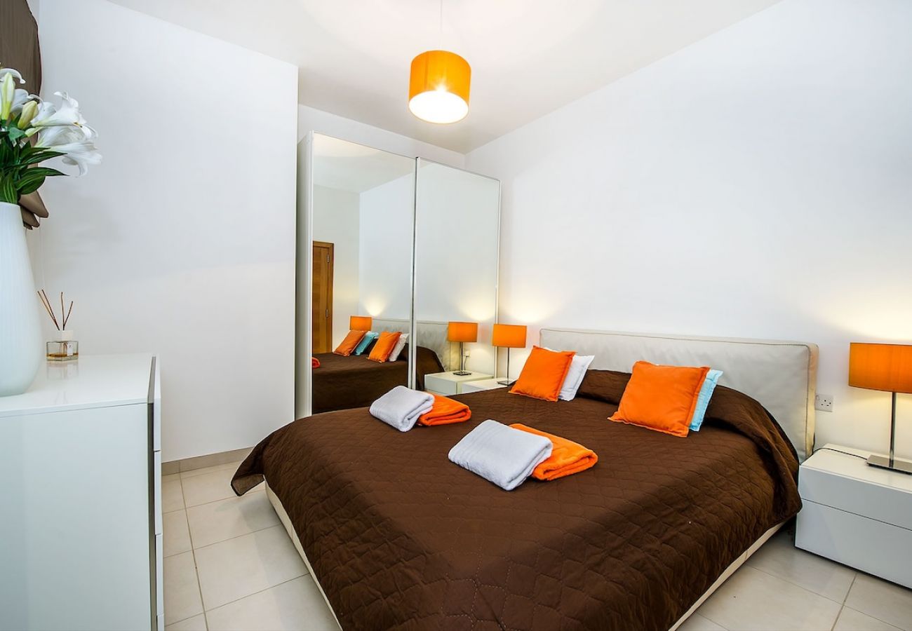 Apartment in Marsalforn - The Hillock North G6