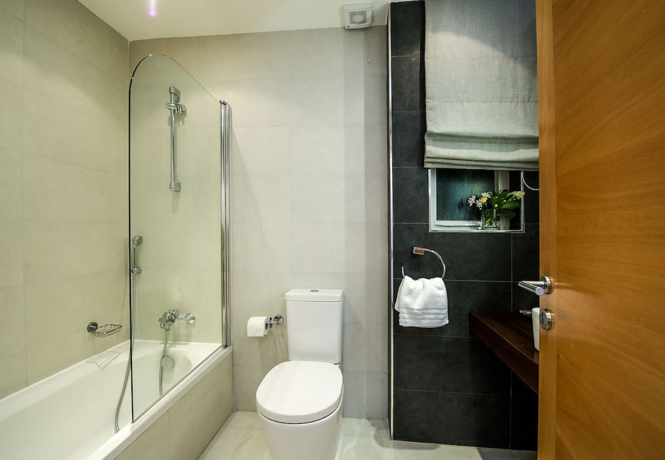 Apartment in Marsalforn - The Hillock North G6