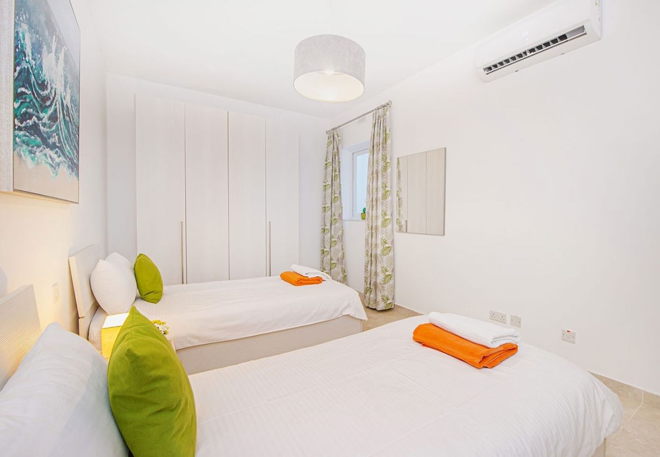 Apartment in Marsalforn - The Hillock South B10