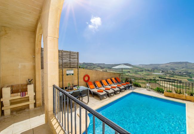 Country house in Ix-Xaghra - The Blue House Holiday Home