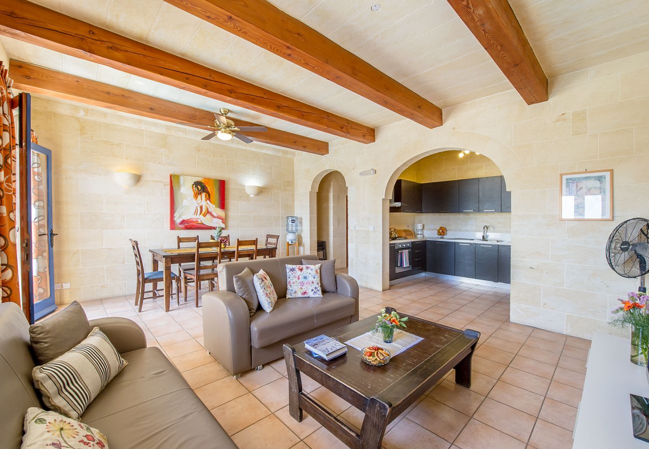 Country house in Ix-Xagħra - The Blue House Holiday Home