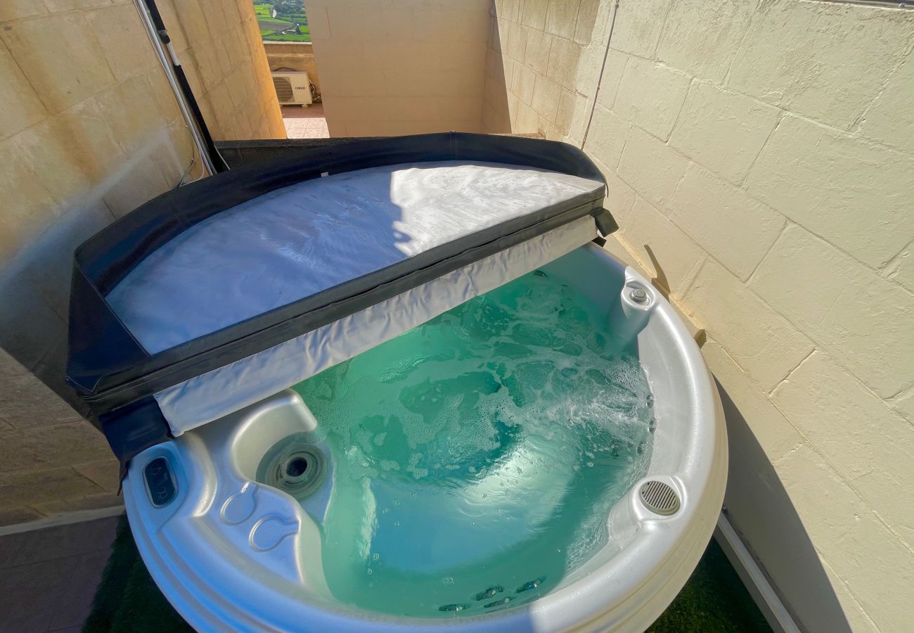 Country house in Ix-Xagħra - The Blue House Holiday Home