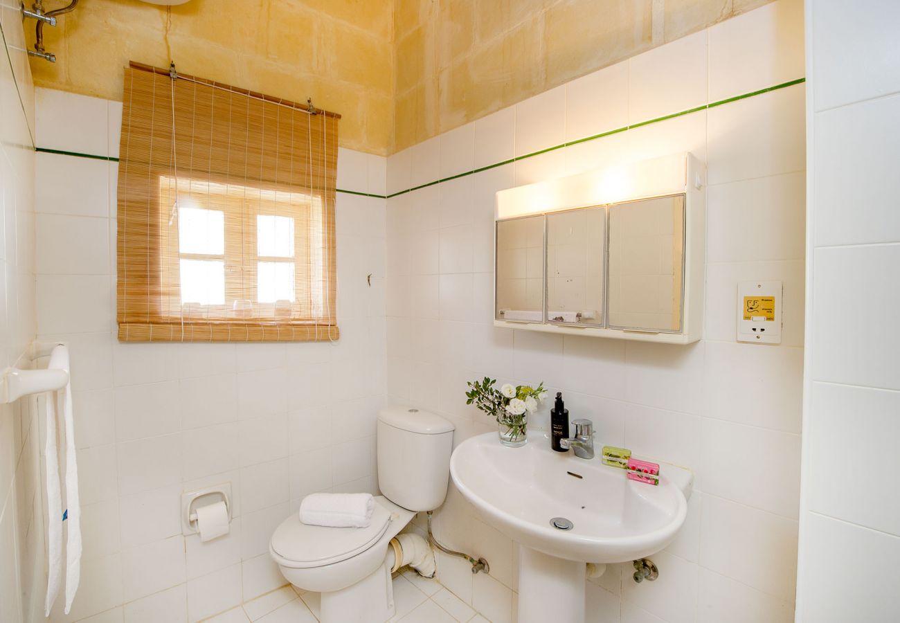 Country house in L-Għarb - Dar Guz Holiday Home