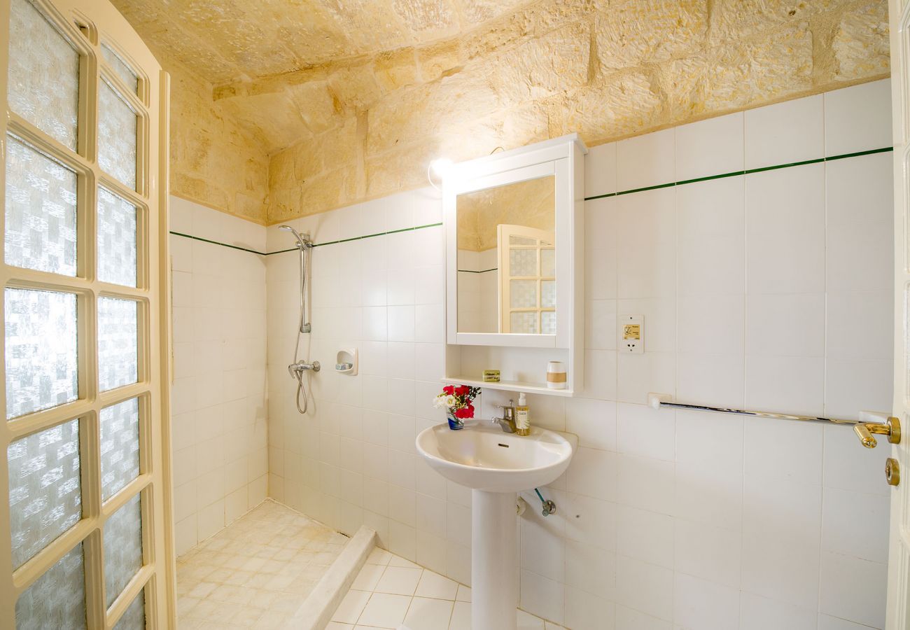 Country house in L-Għarb - Dar Guz Holiday Home