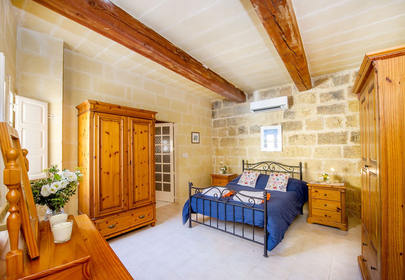 Country house in L-Għarb - Dar Guz Holiday Home