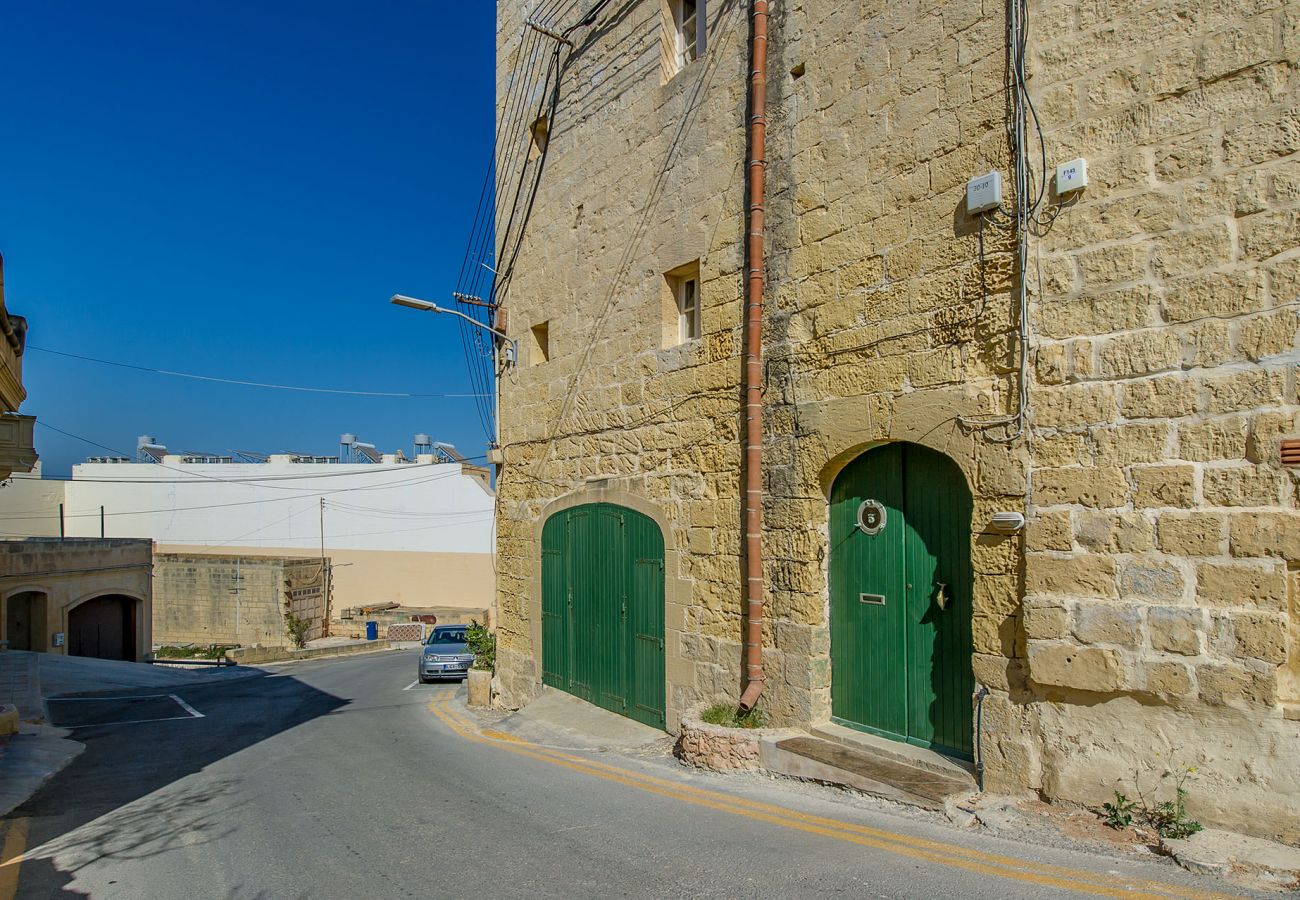 Country house in L-Għarb - Dar Guz Holiday Home