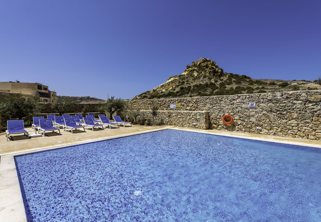 Apartment in Marsalforn - The Hillock South B12