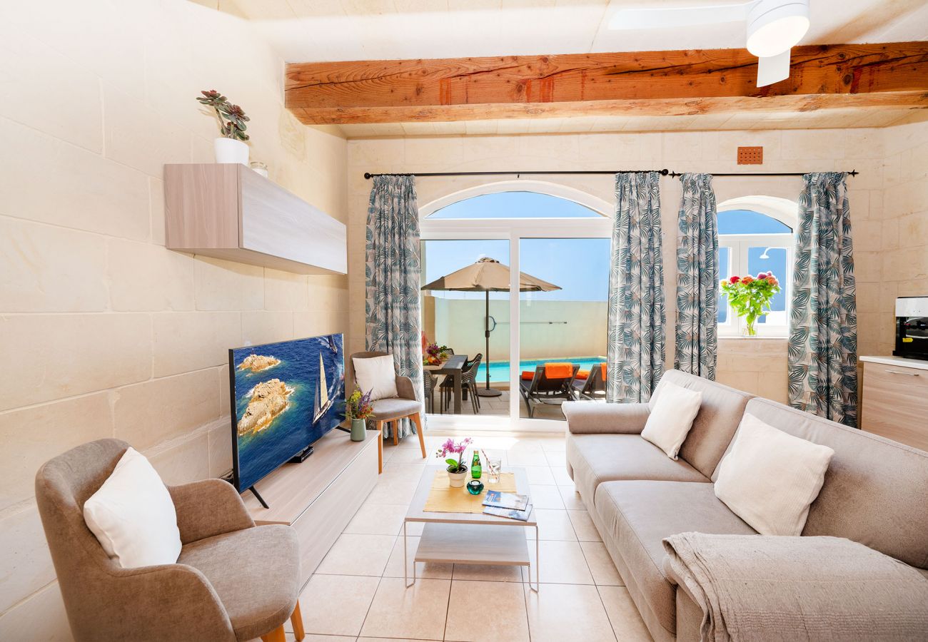 Country house in Qala - Veduta Holiday Home Qala