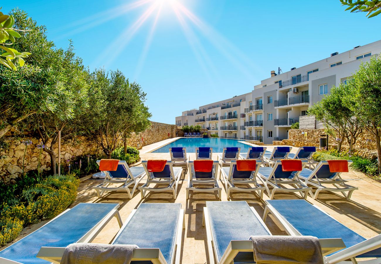 Apartment in Marsalforn - The Hillock Penthouse South A14