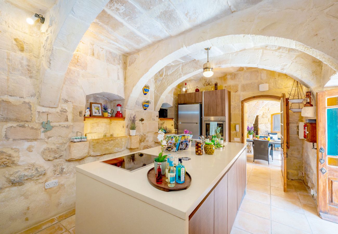 Country house in Munxar - Razzett Matli Holiday Home