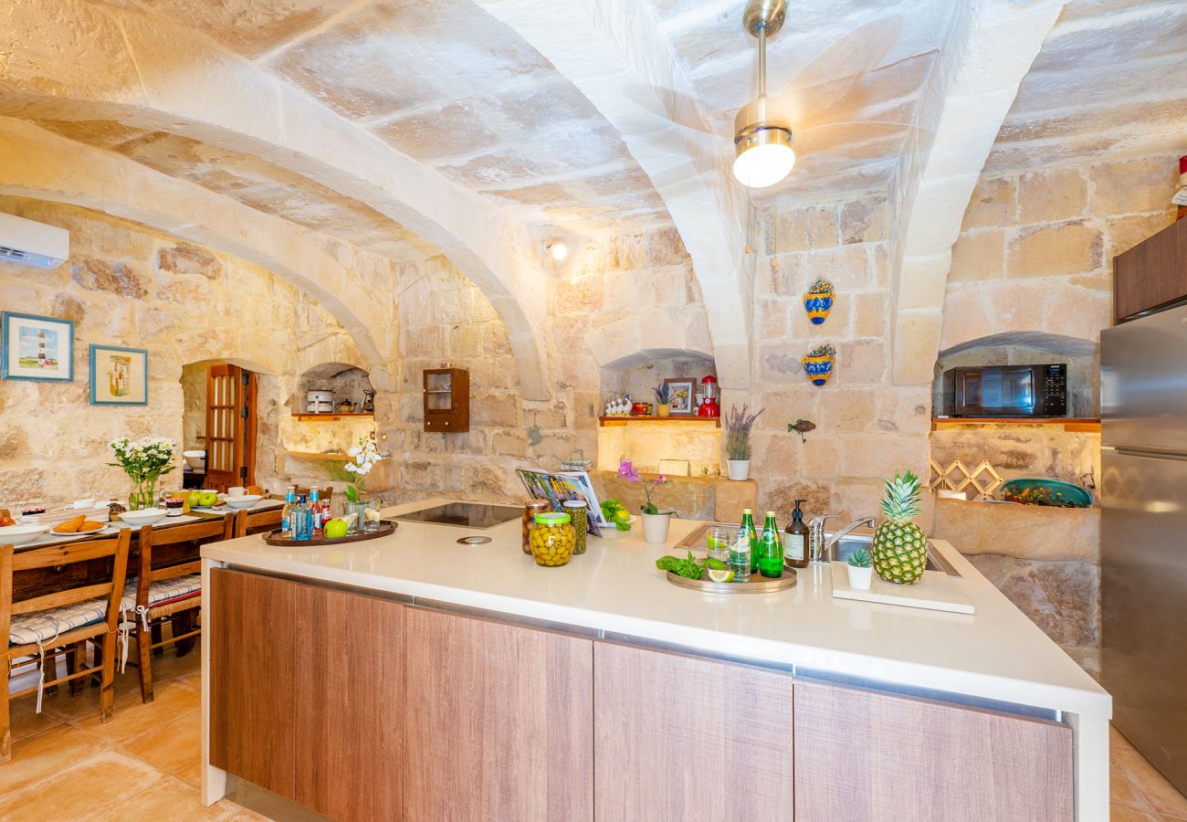 Country house in Munxar - Razzett Matli Holiday Home