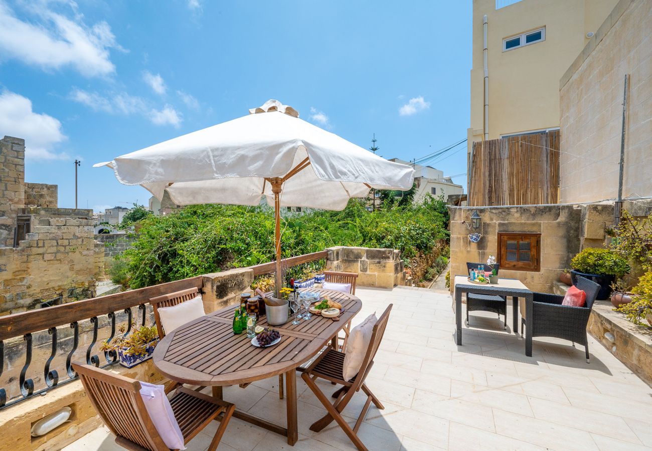 Country house in Munxar - Razzett Matli Holiday Home