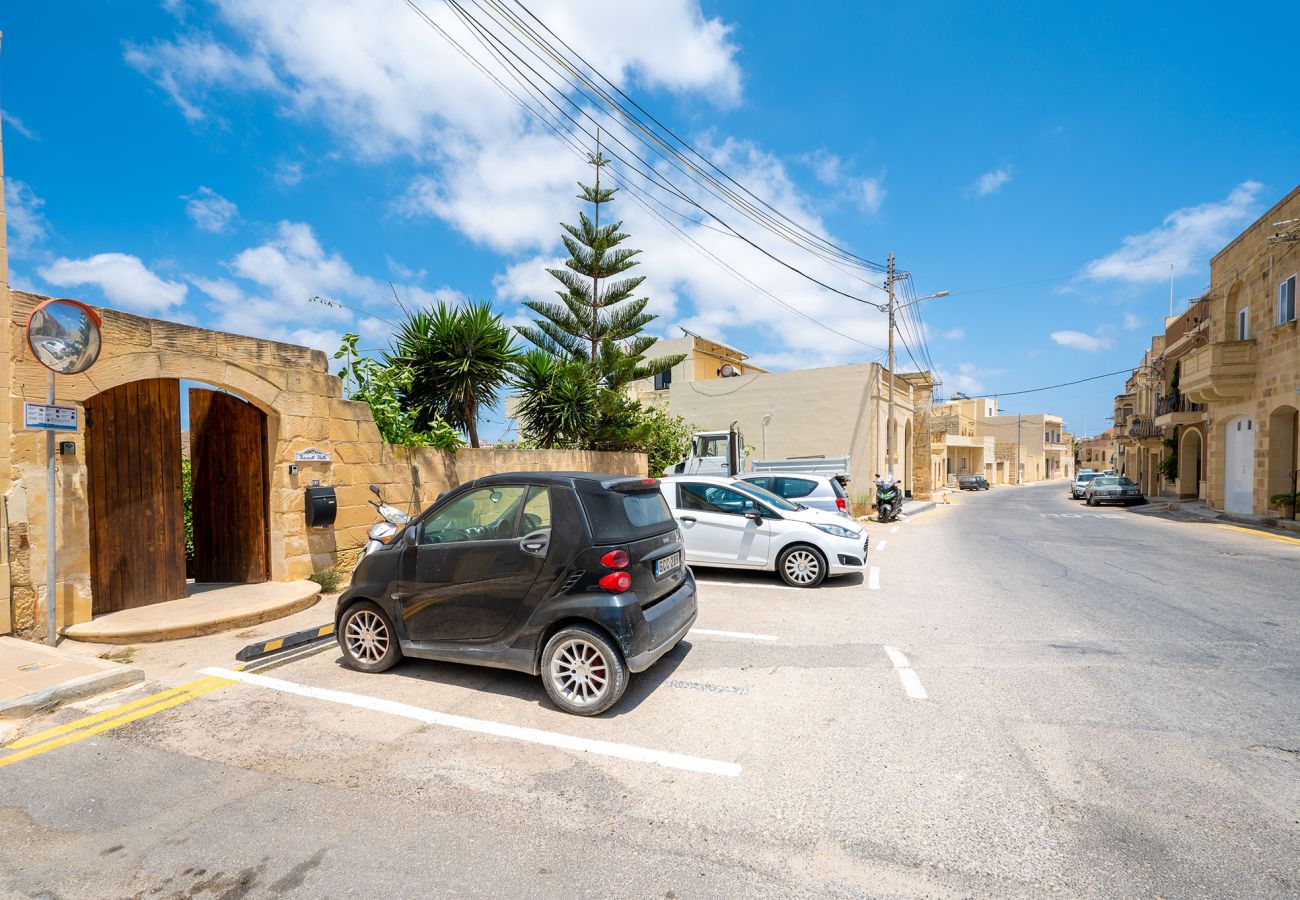 Country house in Munxar - Razzett Matli Holiday Home