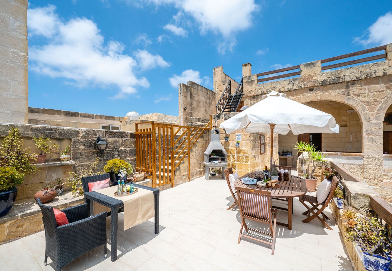 Country house in Munxar - Razzett Matli Holiday Home