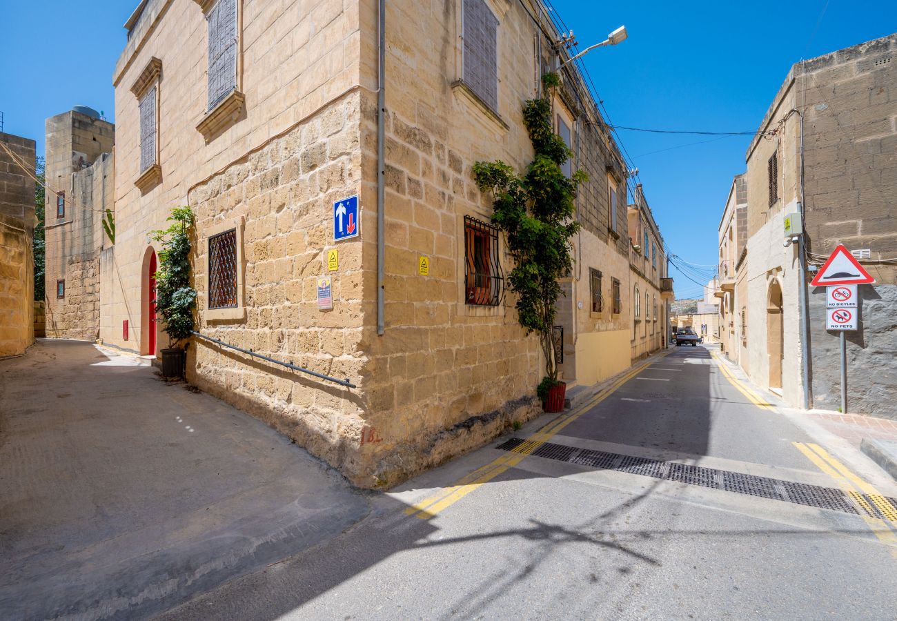 Country house in Munxar - Il-Mohba Holiday Home