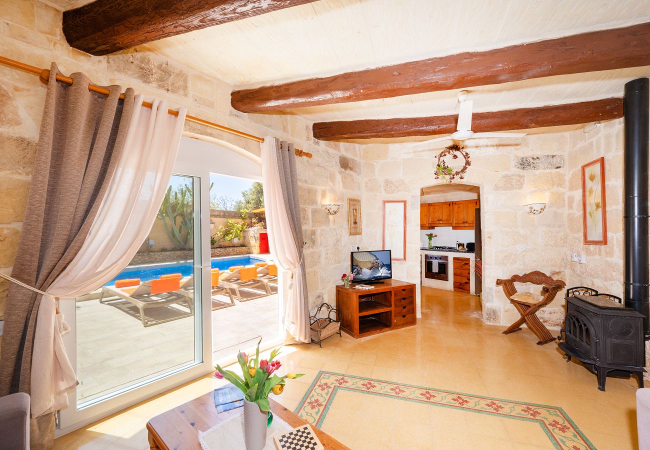 Country house in Munxar - Il-Mohba Holiday Home