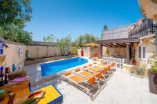 Country house in Munxar - Il-Mohba Holiday Home